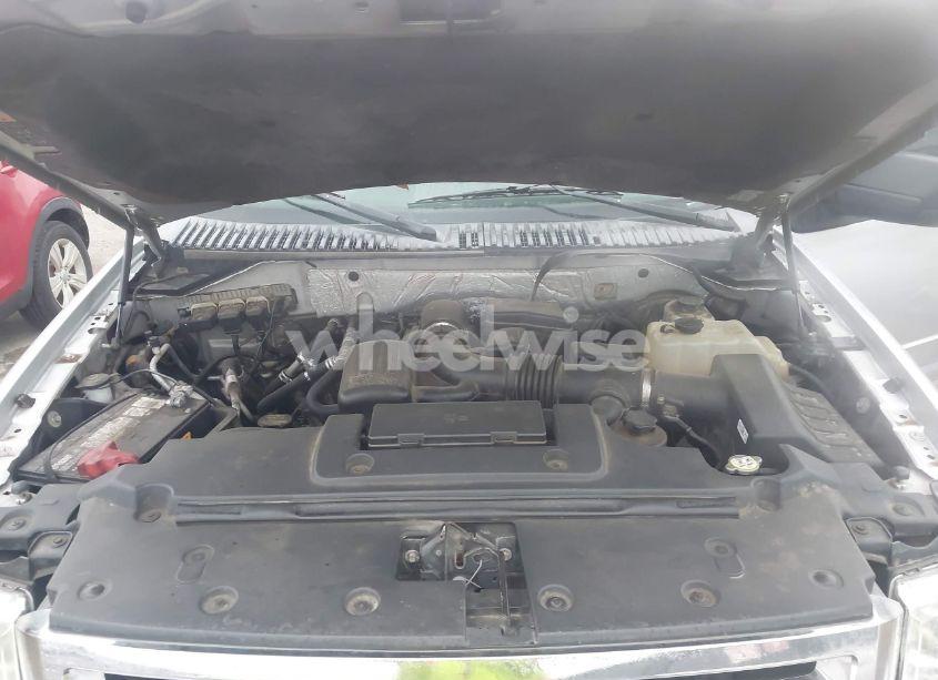 Photo 10 of 2014 Ford Expedition XLT (VIN 1FMJU1H58EEF65794)