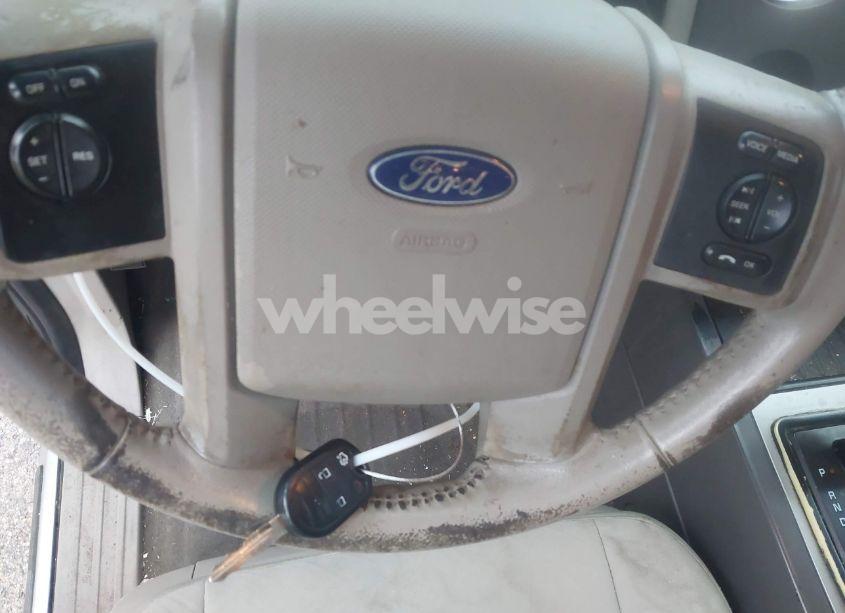 Photo 11 of 2014 Ford Expedition XLT (VIN 1FMJU1H58EEF65794)