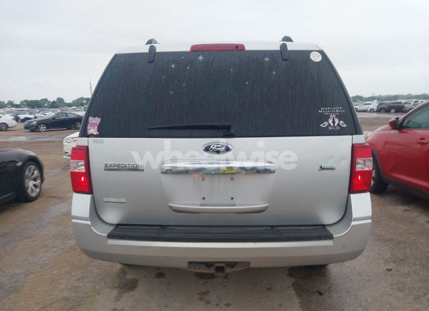Photo 16 of 2014 Ford Expedition XLT (VIN 1FMJU1H58EEF65794)