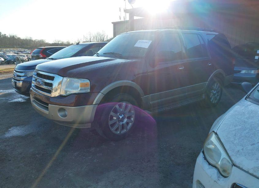 Photo 2 of 2011 Ford Expedition XLT (VIN 1FMJU1H59BEF06684)