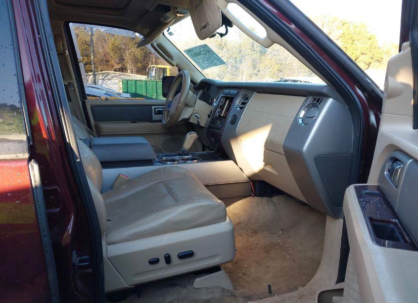 Photo 5 of 2011 Ford Expedition XLT (VIN 1FMJU1H59BEF06684)