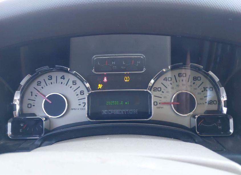 Photo 7 of 2011 Ford Expedition XLT (VIN 1FMJU1H59BEF06684)