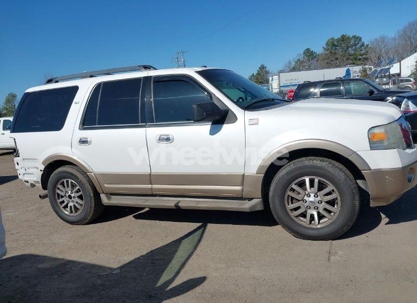 Photo 13 of 2013 Ford Expedition XLT (VIN 1FMJU1H59DEF64054)