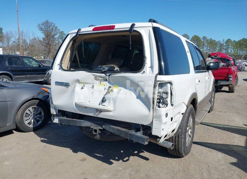 Photo 6 of 2013 Ford Expedition XLT (VIN 1FMJU1H59DEF64054)