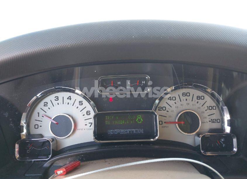 Photo 7 of 2013 Ford Expedition XLT (VIN 1FMJU1H59DEF64054)