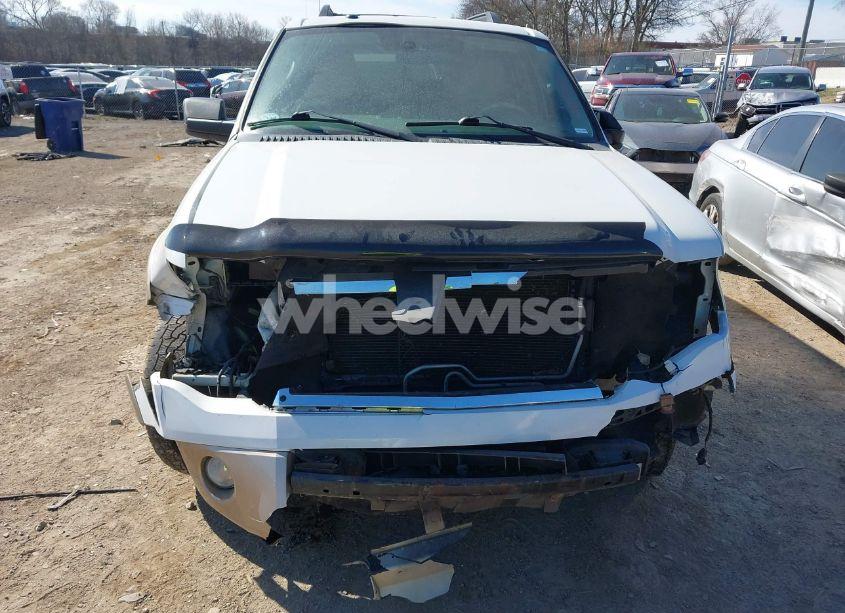 Photo 12 of 2013 Ford Expedition XLT (VIN 1FMJU1H59DEF69268)