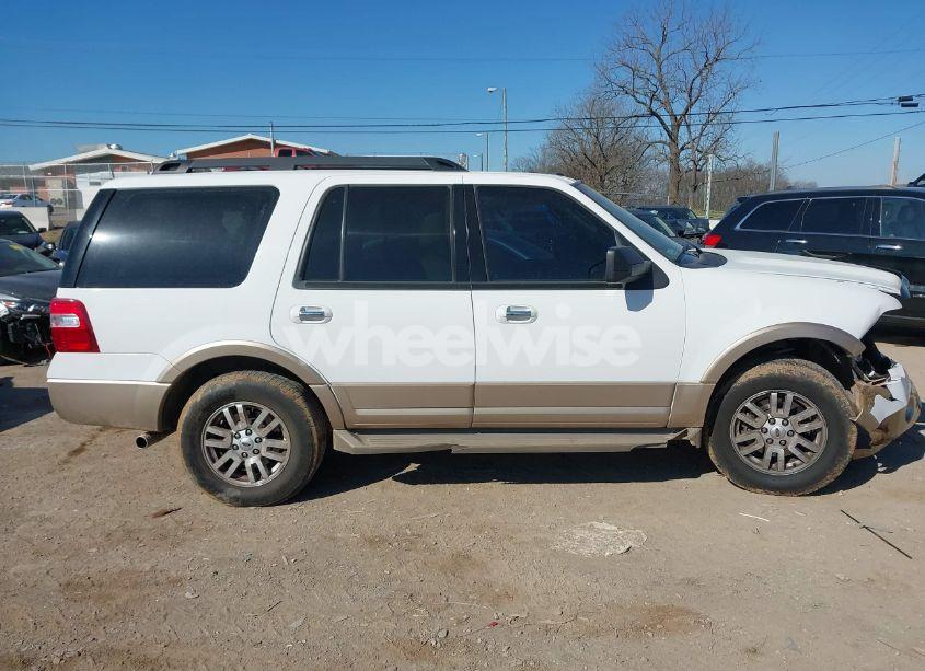 Photo 13 of 2013 Ford Expedition XLT (VIN 1FMJU1H59DEF69268)