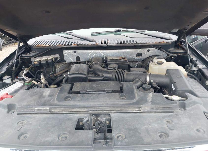 Photo 10 of 2014 Ford Expedition XLT (VIN 1FMJU1H59EEF65402)