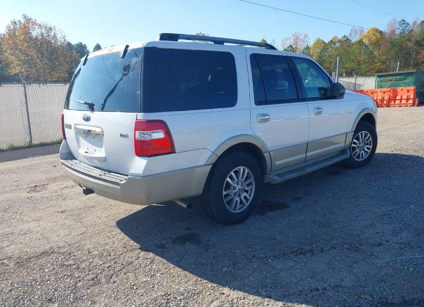 Photo 4 of 2010 Ford Expedition EDDIE BAUER/KING RANCH (VIN 1FMJU1H5XAEA24983)