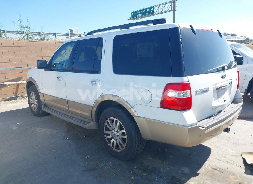 Photo 3 of 2012 Ford Expedition XLT (VIN 1FMJU1H5XCEF58911)