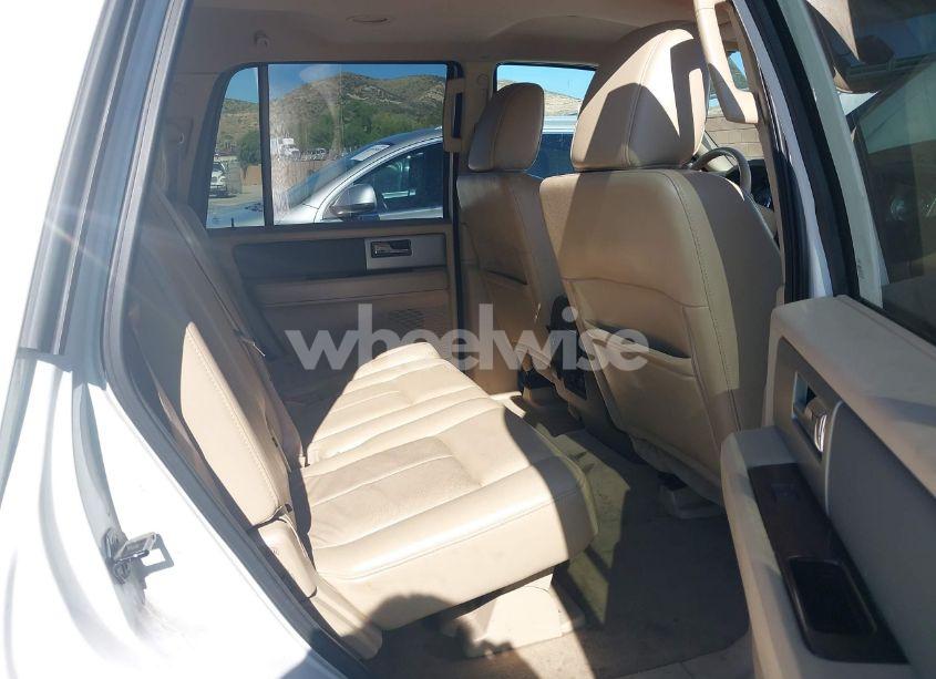 Photo 8 of 2012 Ford Expedition XLT (VIN 1FMJU1H5XCEF58911)