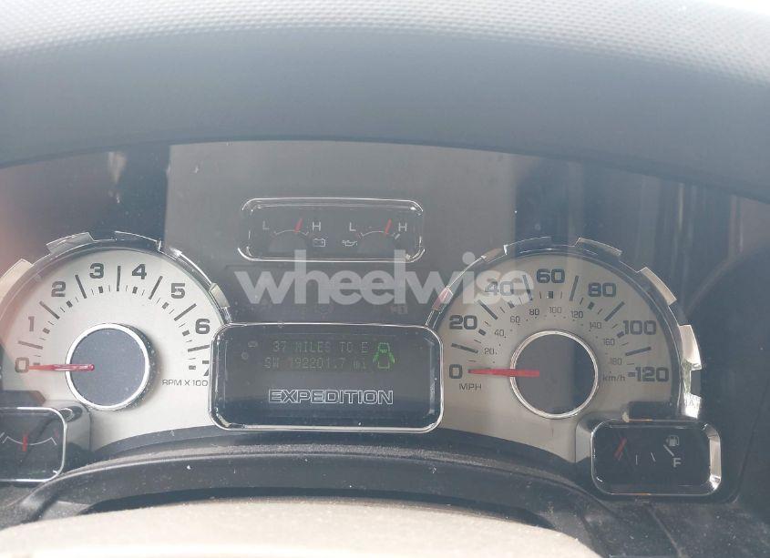 Photo 7 of 2013 Ford Expedition XLT (VIN 1FMJU1H5XDEF02260)