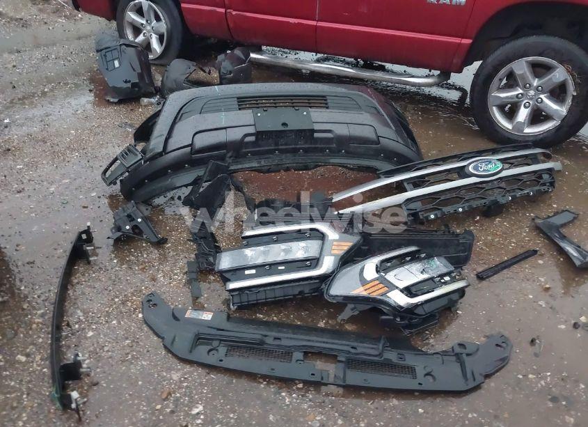 Photo 12 of 2024 Ford Expedition XLT (VIN 1FMJU1H81REA50121)