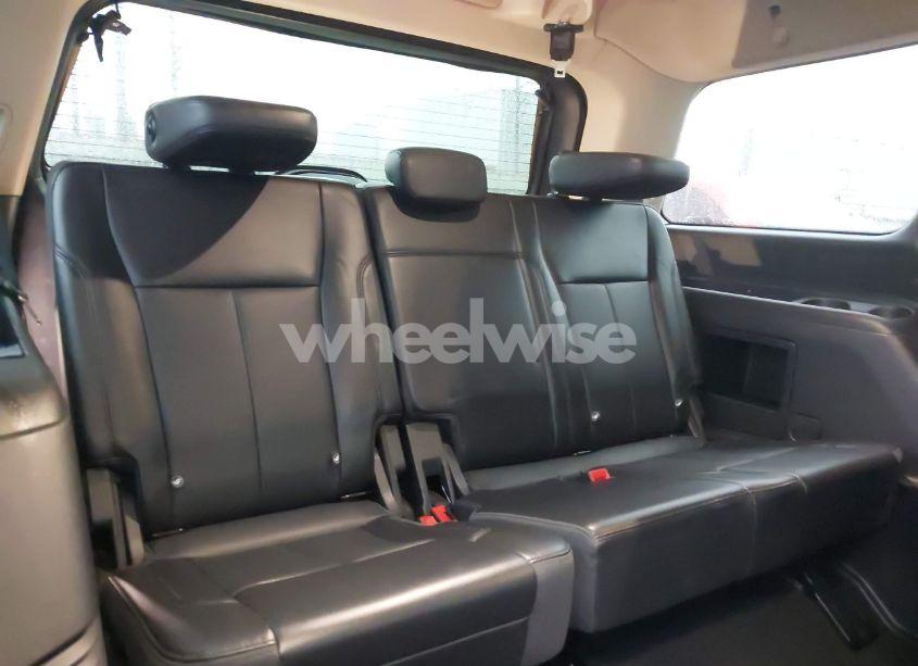 Photo 18 of 2024 Ford Expedition XLT (VIN 1FMJU1H81REA50121)