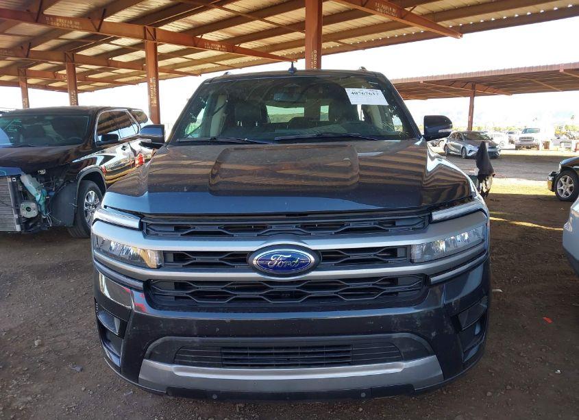 Photo 11 of 2024 Ford Expedition XLT (VIN 1FMJU1H83REA00773)