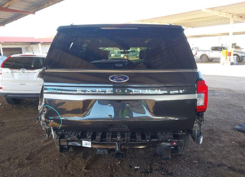 Photo 15 of 2024 Ford Expedition XLT (VIN 1FMJU1H83REA00773)