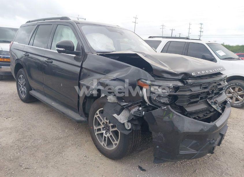 2025 Ford Expedition ACTIVE (VIN 1FMJU1H86SEA17492) main photo