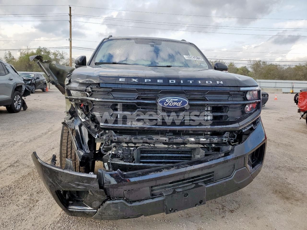 Photo 5 of 2025 FORD EXPEDITION ACTIVE (VIN 1FMJU1H89SEA30429)