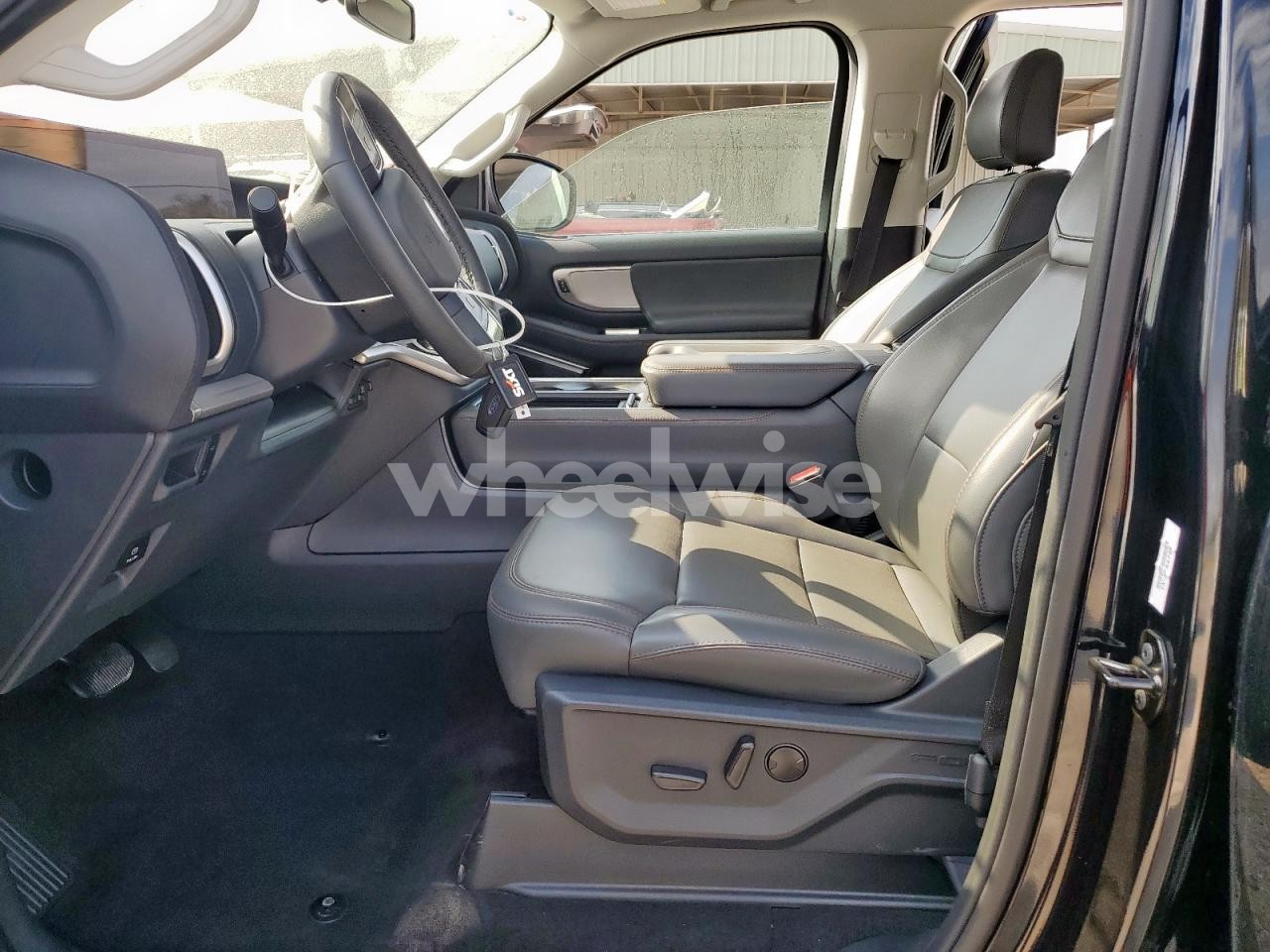 Photo 7 of 2025 FORD EXPEDITION ACTIVE (VIN 1FMJU1H89SEA30429)