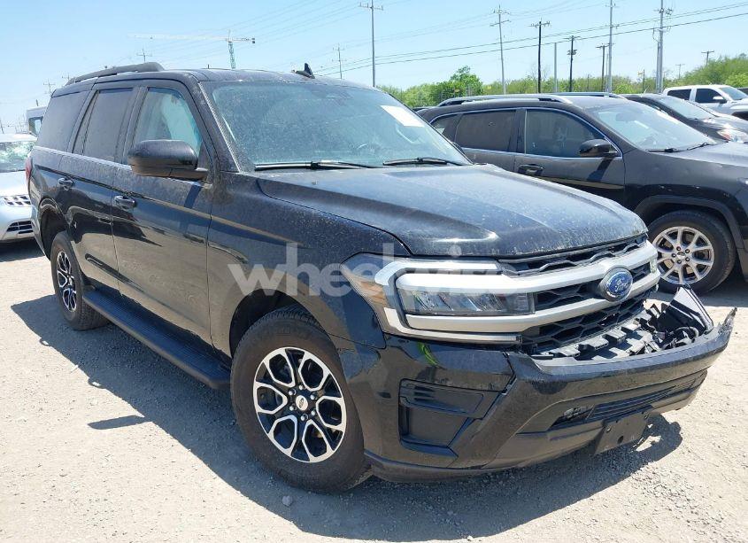 2024 Ford Expedition XLT (VIN 1FMJU1H8XREA41871) main photo