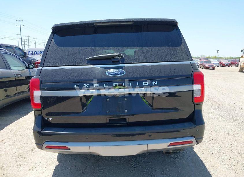 Photo 17 of 2024 Ford Expedition XLT (VIN 1FMJU1H8XREA41871)