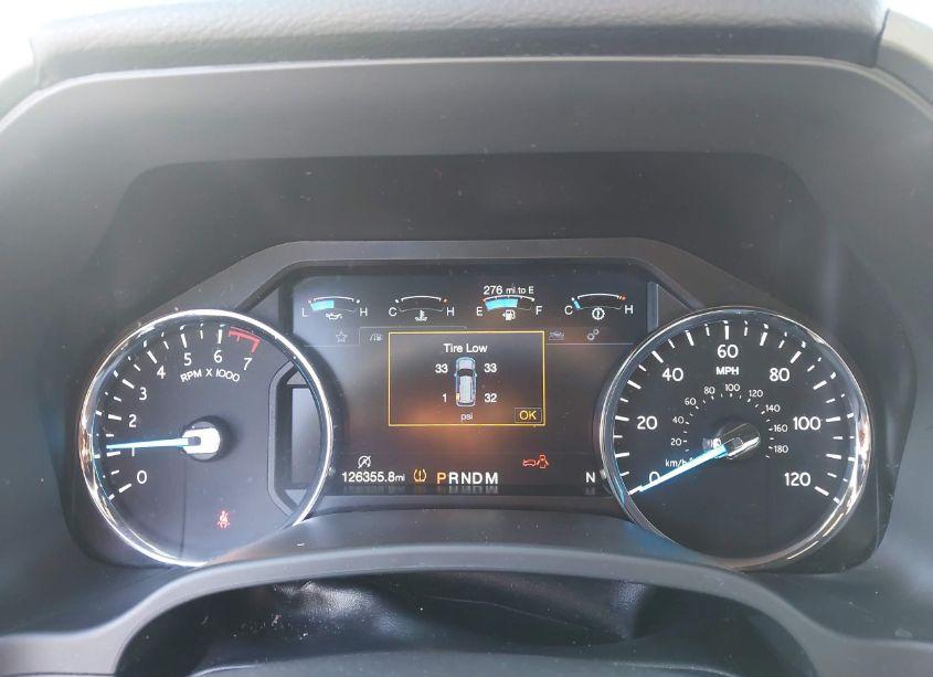 Photo 16 of 2018 Ford Expedition XLT (VIN 1FMJU1HT0JEA17703)