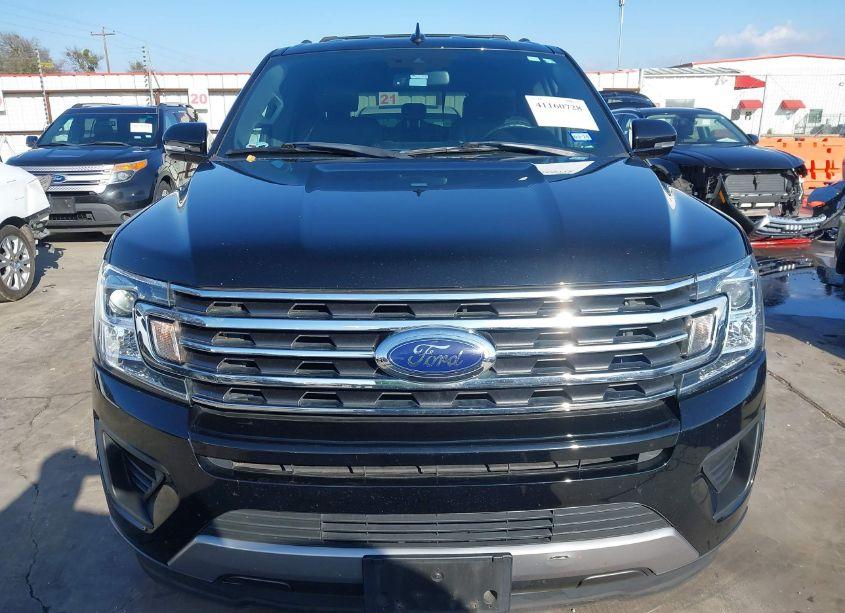 Photo 6 of 2018 Ford Expedition XLT (VIN 1FMJU1HT0JEA17703)