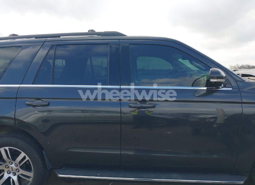 Photo 13 of 2022 Ford Expedition XLT (VIN 1FMJU1HT0NEA56894)