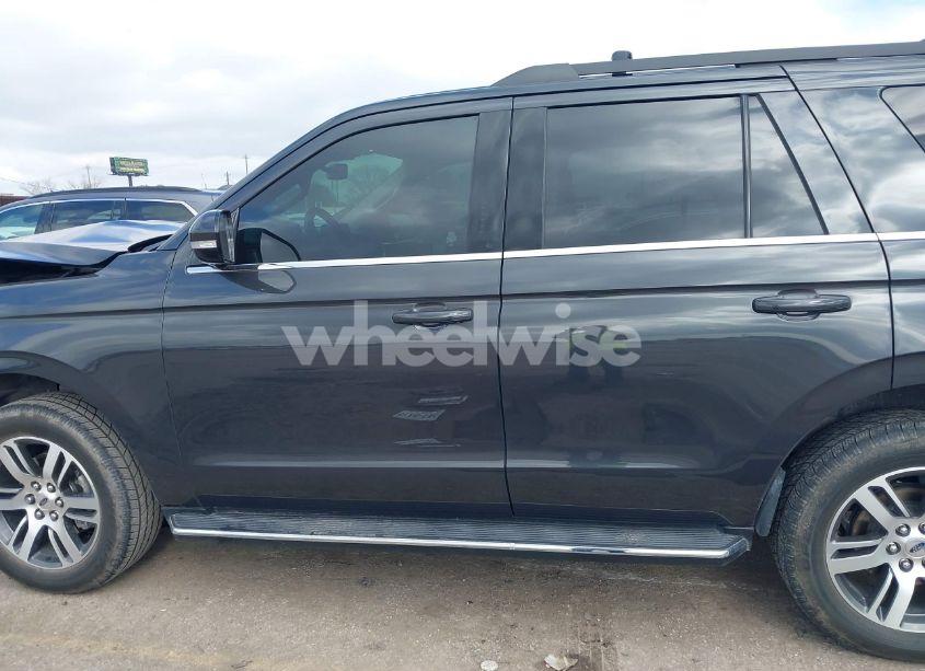 Photo 14 of 2022 Ford Expedition XLT (VIN 1FMJU1HT0NEA56894)