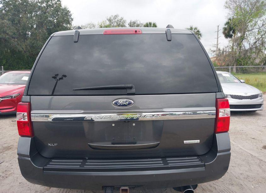 Photo 16 of 2015 Ford Expedition XLT (VIN 1FMJU1HT1FEF27839)