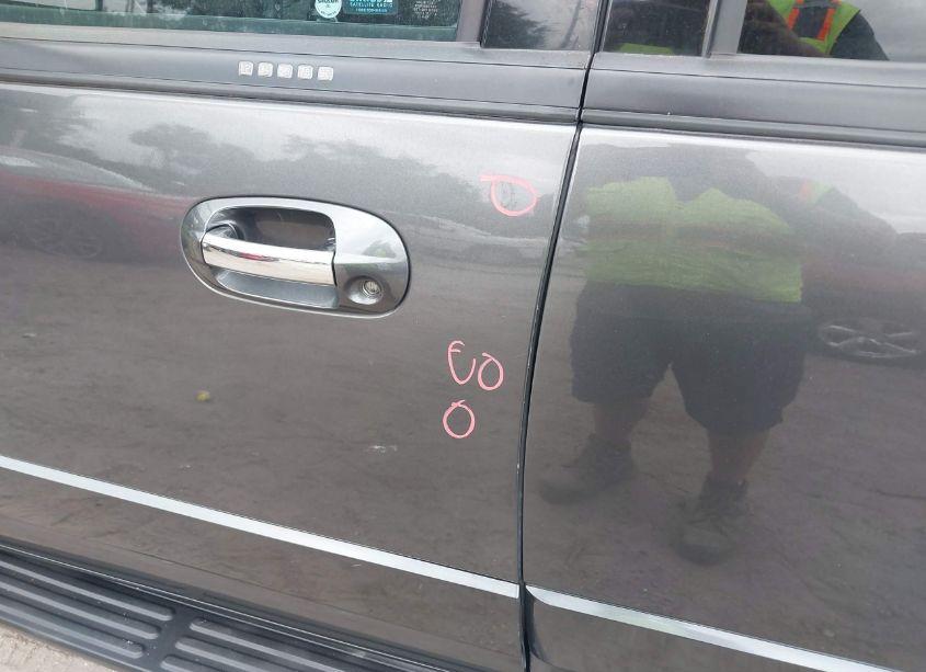 Photo 17 of 2015 Ford Expedition XLT (VIN 1FMJU1HT1FEF27839)