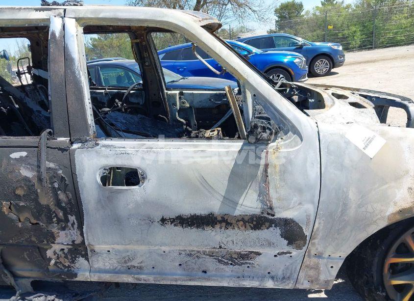 Photo 5 of 2016 Ford Expedition XLT (VIN 1FMJU1HT1GEF36154)