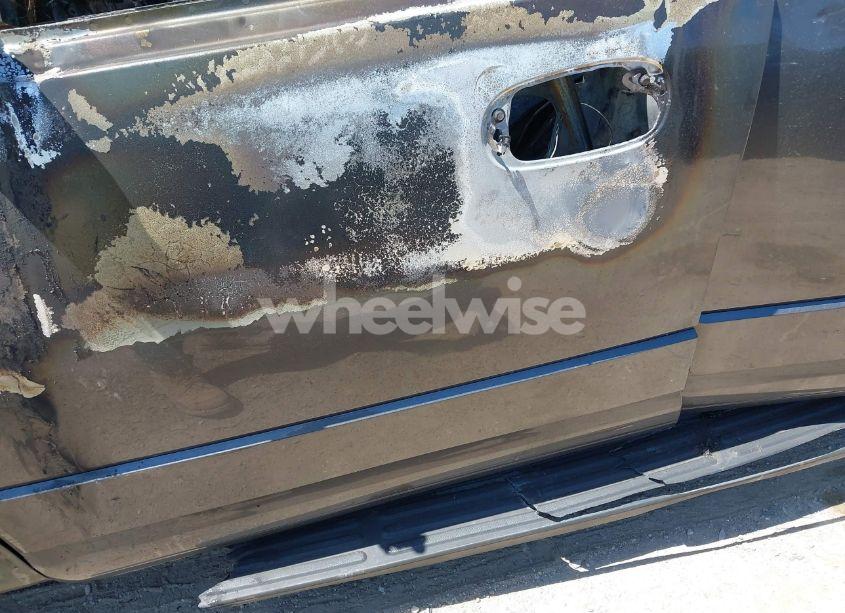 Photo 9 of 2016 Ford Expedition XLT (VIN 1FMJU1HT1GEF36154)