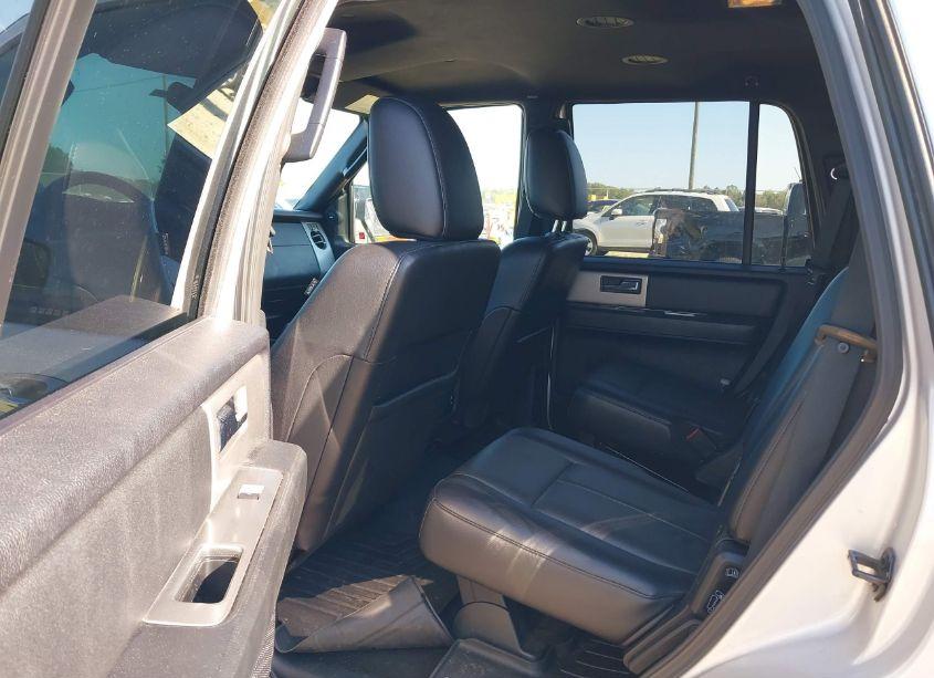Photo 8 of 2016 Ford Expedition XLT (VIN 1FMJU1HT1GEF44304)
