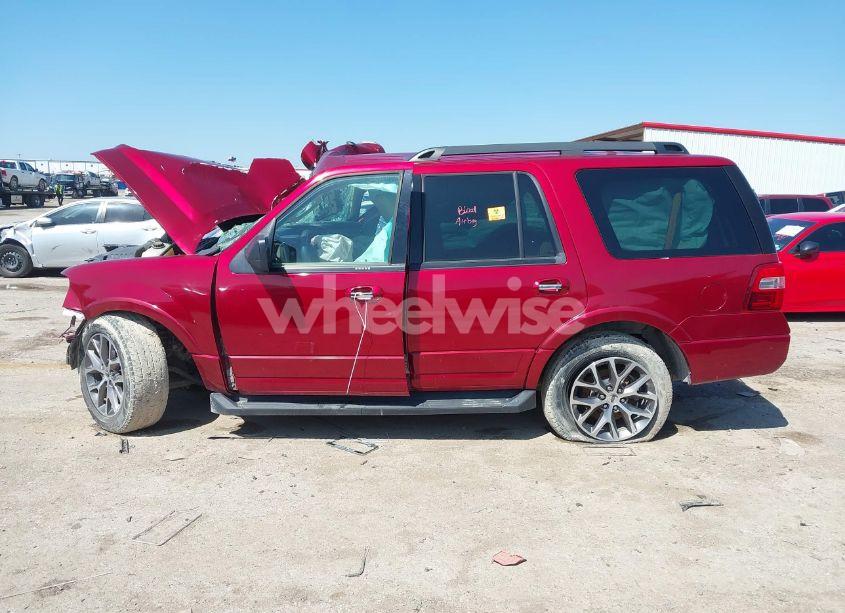 Photo 14 of 2017 Ford Expedition XLT (VIN 1FMJU1HT1HEA20832)