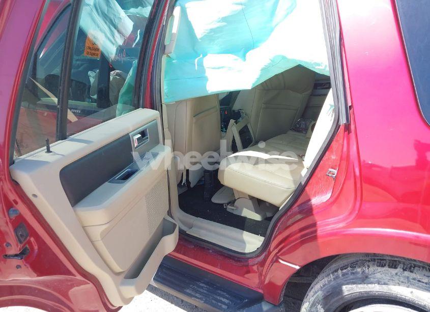 Photo 8 of 2017 Ford Expedition XLT (VIN 1FMJU1HT1HEA20832)