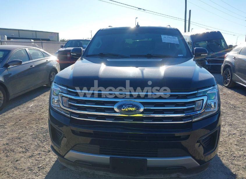 Photo 11 of 2018 Ford Expedition XLT (VIN 1FMJU1HT1JEA62584)