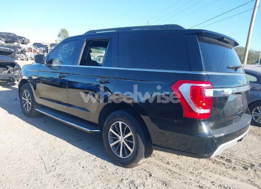 Photo 3 of 2018 Ford Expedition XLT (VIN 1FMJU1HT1JEA62584)