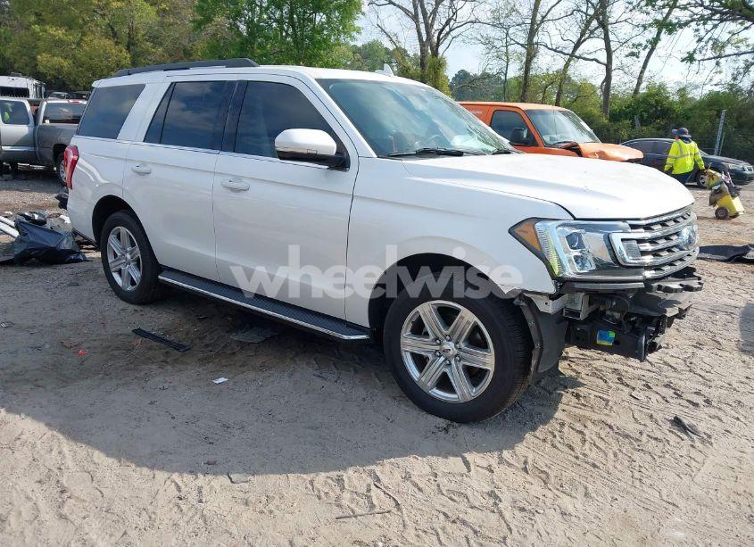 2019 Ford Expedition XLT (VIN 1FMJU1HT1KEA67317) main photo
