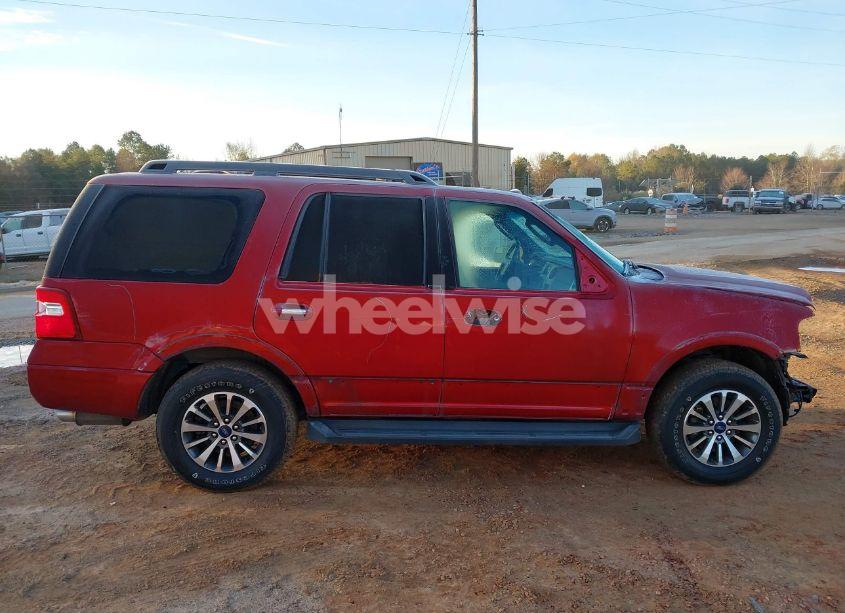 Photo 14 of 2016 Ford Expedition XLT (VIN 1FMJU1HT2GEF37524)