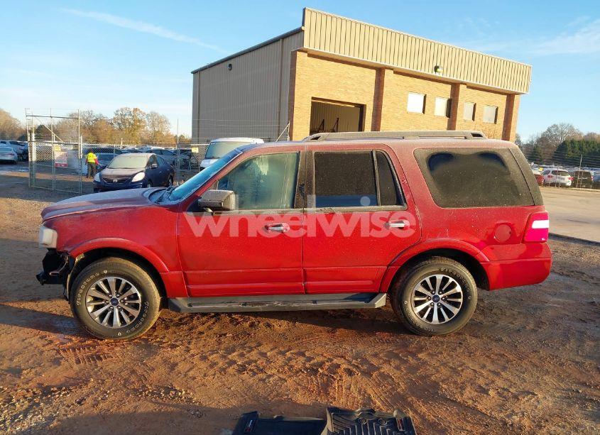Photo 15 of 2016 Ford Expedition XLT (VIN 1FMJU1HT2GEF37524)
