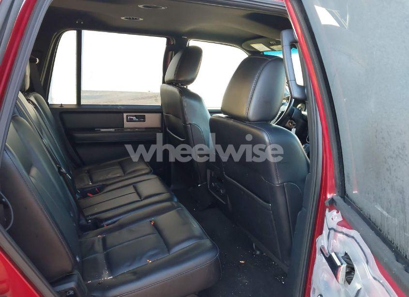 Photo 8 of 2016 Ford Expedition XLT (VIN 1FMJU1HT2GEF37524)