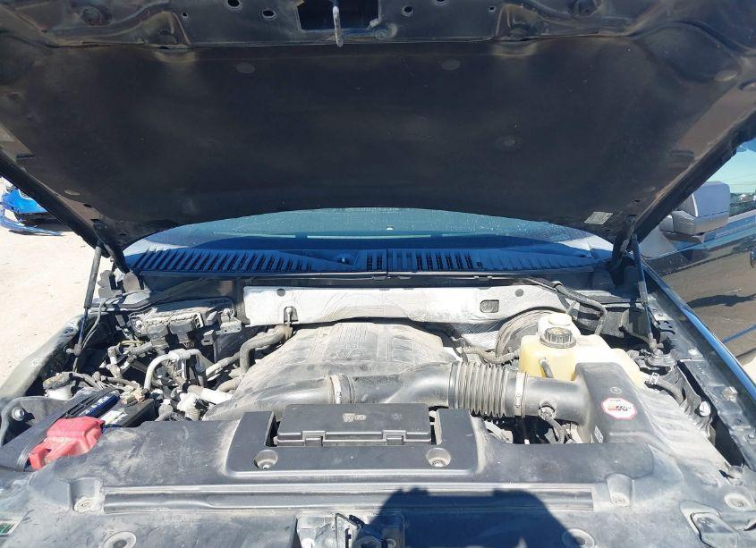 Photo 10 of 2017 Ford Expedition XLT (VIN 1FMJU1HT2HEA19785)