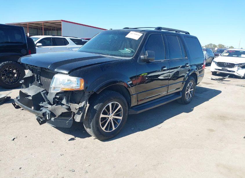 Photo 2 of 2017 Ford Expedition XLT (VIN 1FMJU1HT2HEA19785)