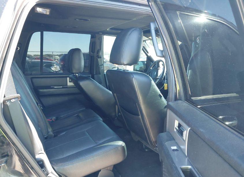 Photo 8 of 2017 Ford Expedition XLT (VIN 1FMJU1HT2HEA19785)
