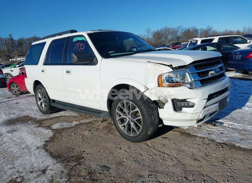 2017 Ford Expedition XLT (VIN 1FMJU1HT2HEA31922) main photo
