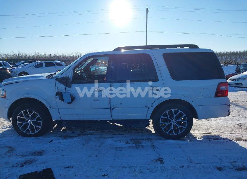 Photo 14 of 2017 Ford Expedition XLT (VIN 1FMJU1HT2HEA31922)