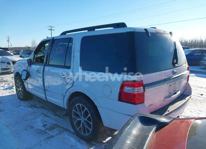 Photo 3 of 2017 Ford Expedition XLT (VIN 1FMJU1HT2HEA31922)