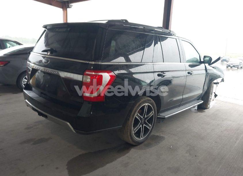 Photo 4 of 2021 Ford Expedition XLT (VIN 1FMJU1HT2MEA29260)