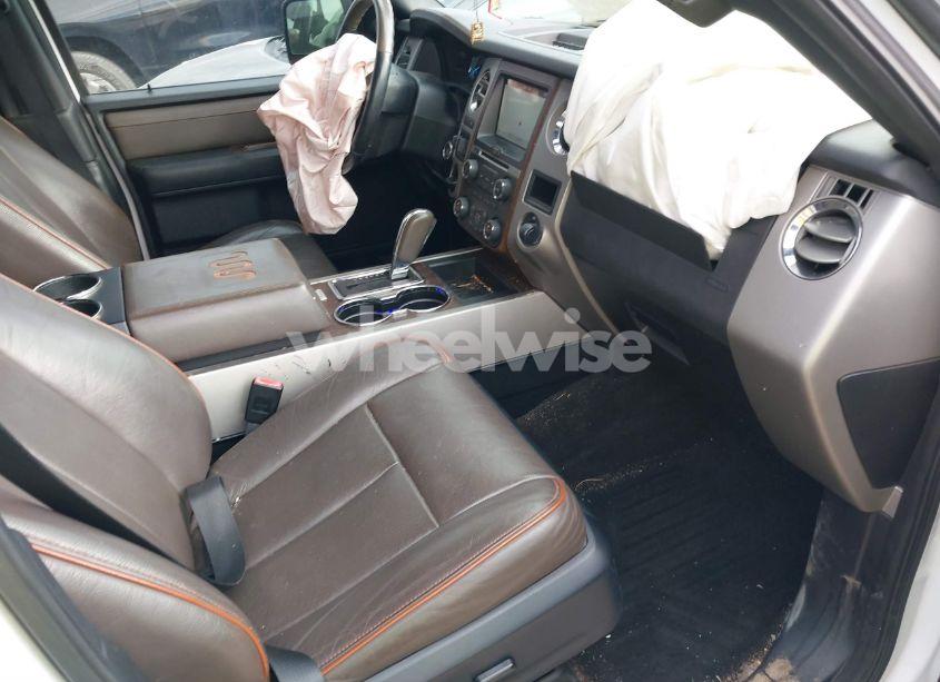 Photo 5 of 2016 Ford Expedition KING RANCH (VIN 1FMJU1HT3GEF25561)